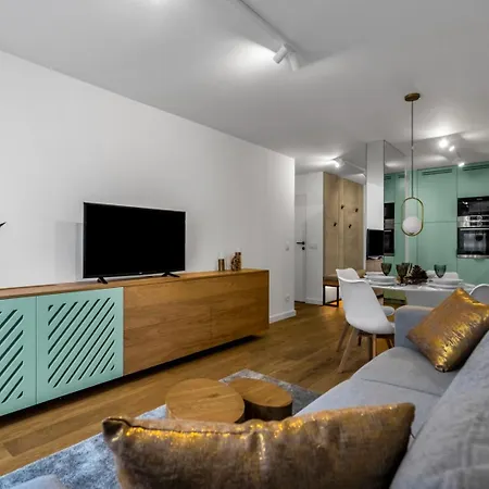 Apartament Rondo Onz - Parking, Location, Metro - By Rentujemy Warszawa